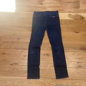 Selling dark wash Banana Republic jeans. Size 25.